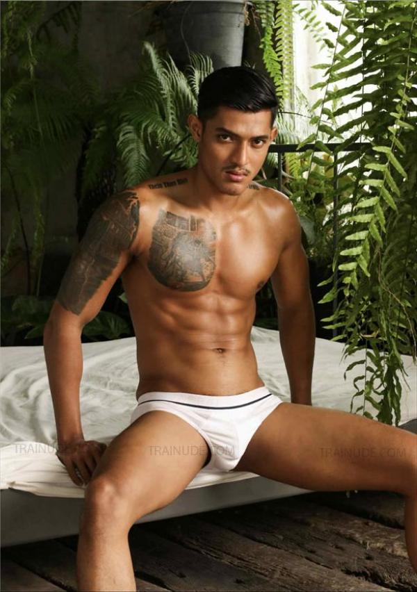 Luxe-06--Htoo-Ant-Lwin--Ebook--Video-